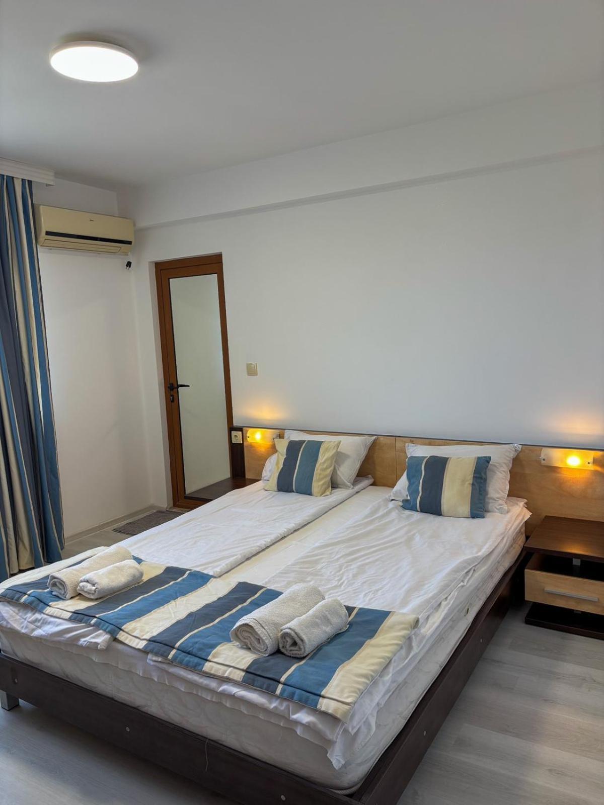 Marianas Guesthouse Obzor Exterior foto